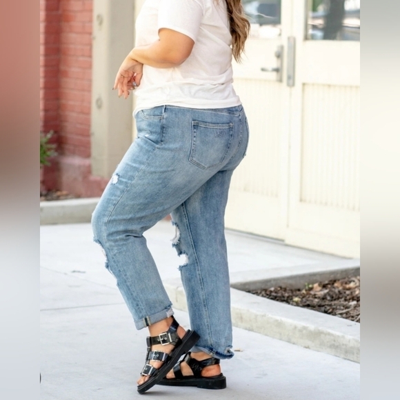 VERVET BY FLYING MONKEY Dreamland High Rise Boyfriend Jeans Relaxed Plus 20W 22W - Picture 6 of 10